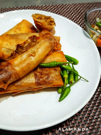 Bagaimana Membuat Lumpia Rebung Mudah Gampang