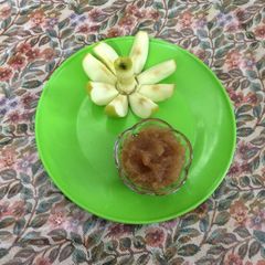A picture of Green apple jam.