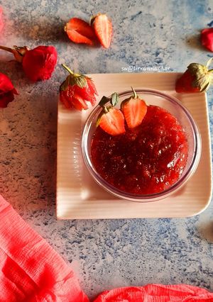 স্ট্রবেরি জ্যাম (strawberry jam recipe in bengali) রেসিপির প্রধান ছবি