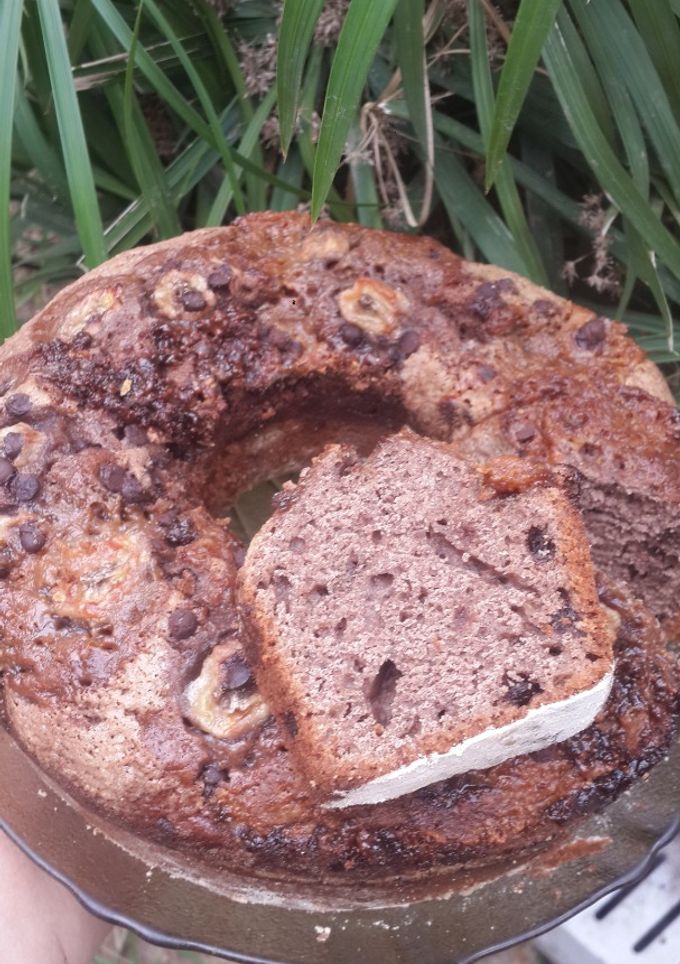 Una foto de Torta de banana y chocolate 🍰🍫🍌