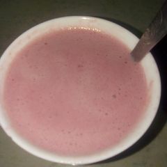 A picture of Yorghurt tree tomato smoothie.