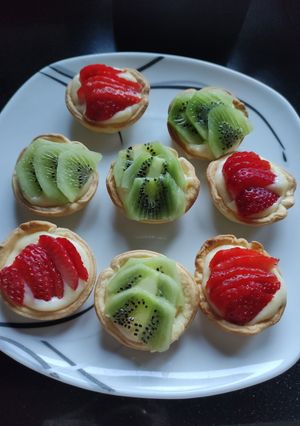 Foto principal de Tartaletas de crema pastelera y fruta