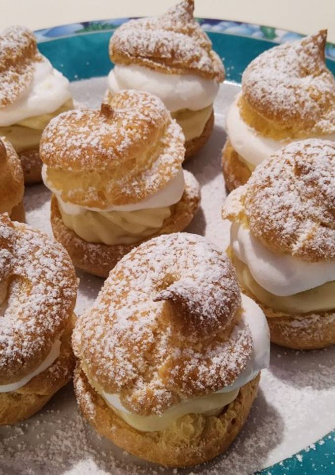 Glutén- és tejmentes képviselőfánk, pudingos krémmel,vegán habbal recept fotója