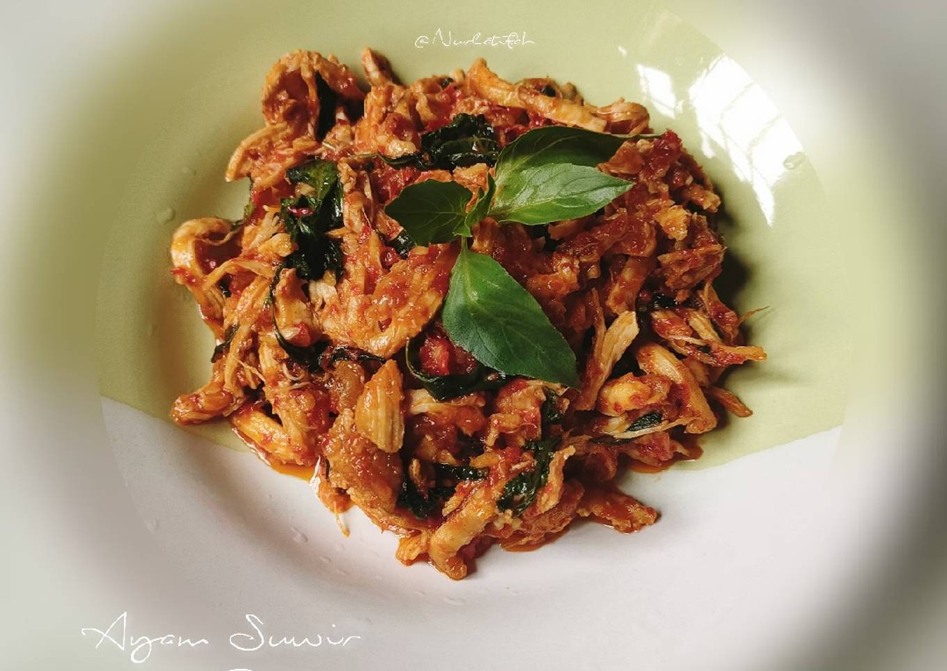 Ayam Suwir Pedas Kemangi
