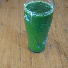 A picture of Spinach,kale mango smoothie.