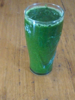 A picture of Spinach,kale mango smoothie.