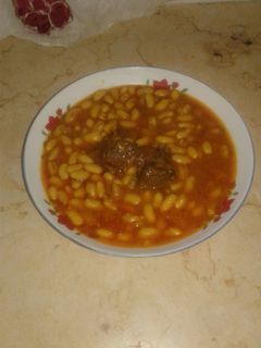 صورة لوصفة اللوبية البيضة باللحم راس