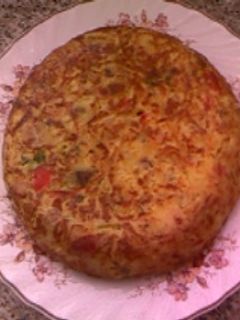 Una foto de Tortilla de patatas con verduras