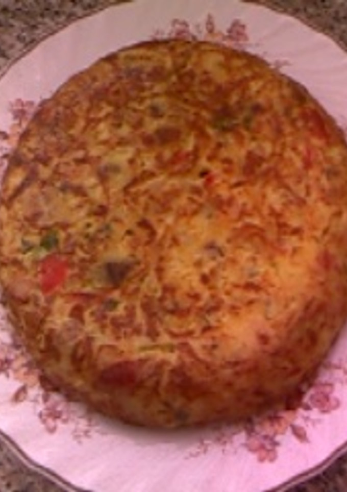 Una foto de Tortilla de patatas con verduras