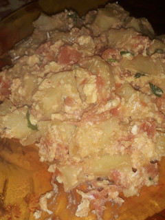 صورة لوصفة بطاطا بصوص طماطم