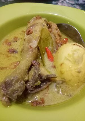 Foto resep Opor Ayam Telur