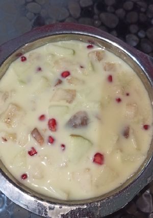 ફ્રુટ સલાડ (Fruit Salad Recipe In Gujarati) રેસીપી મુખ્ય ફોટો