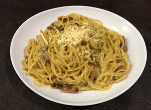 Una foto de Spaghetti alla carbonara