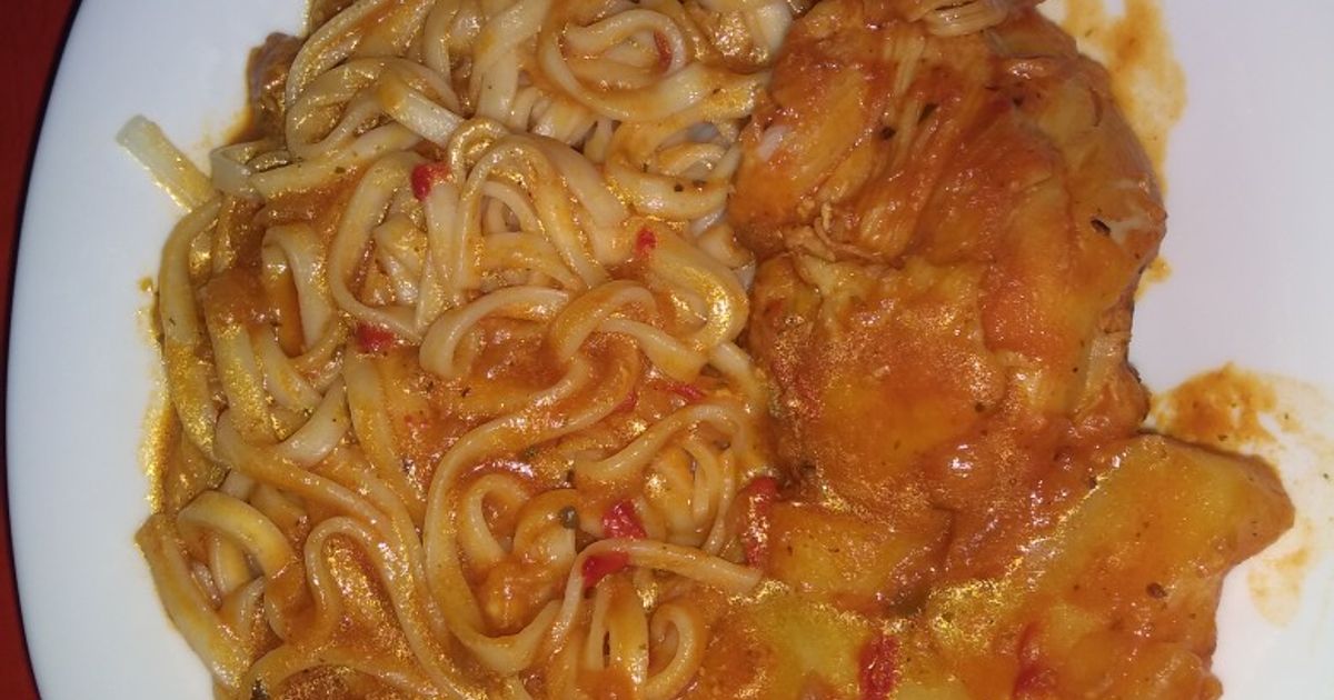 Fideos Con Tuco Y Pollo Receta de Silvina Acevedo