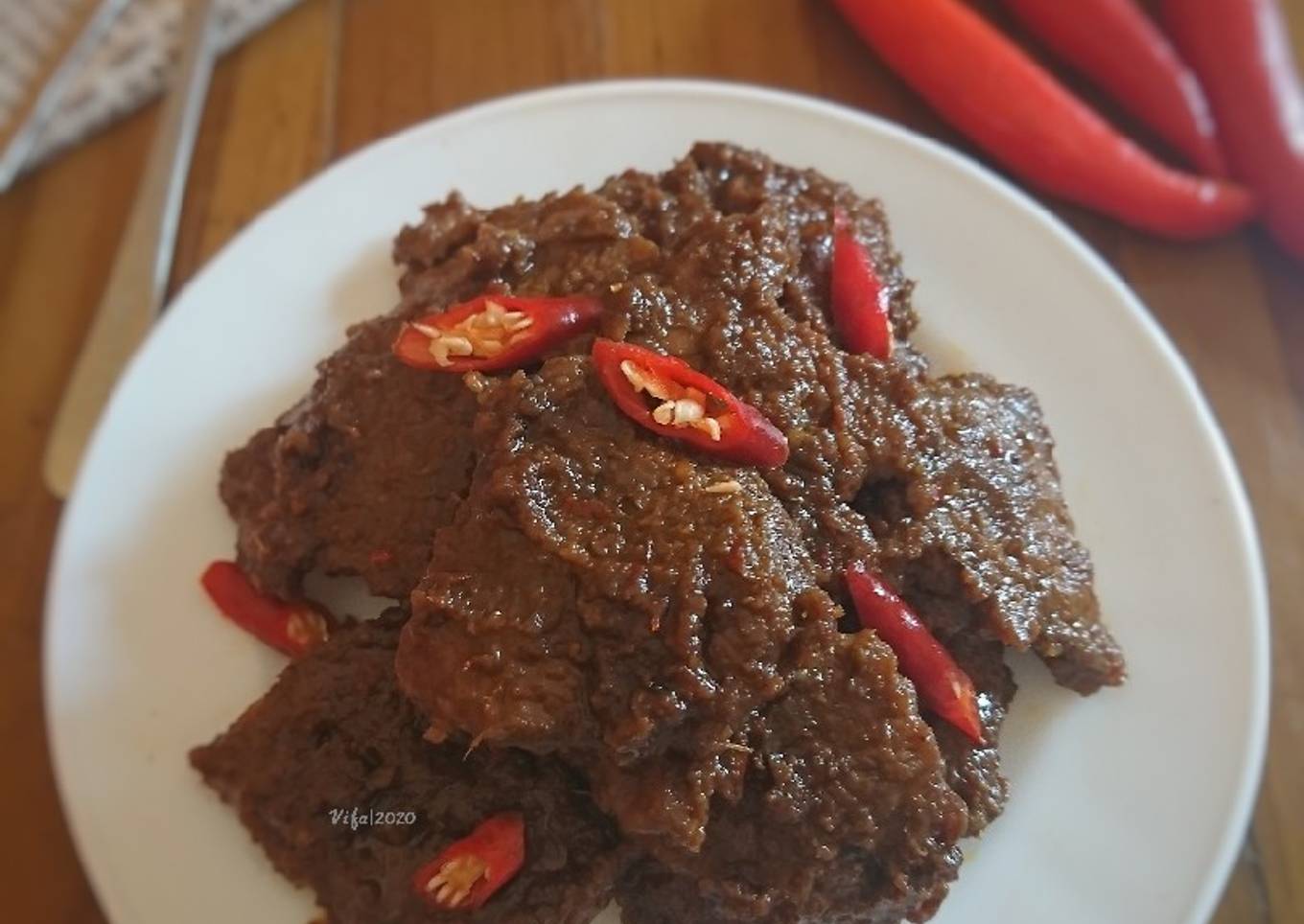 Lapis Daging Sapi