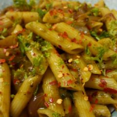 A picture of Indian style pasta.