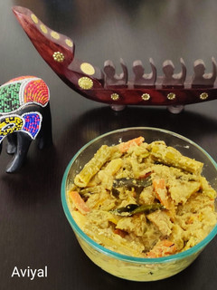 கேரளா அவியல் (kerala style aviyal recipe in tamil) செய்முறை முக்கிய புகைப்படம்