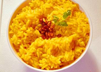 How to Cook Appetizing Spicy Masoor Dal Khichdi