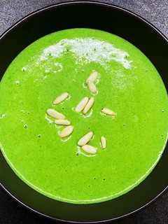 Una foto de Crema de acelgas