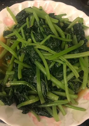 居家必備 川燙地瓜葉 的食譜成品照片