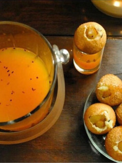 आटे के गोलगप्पे (aate ke golgappe recipe in Hindi) रेसिपी मुख्य फोटो