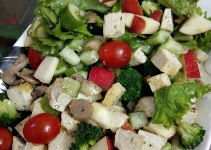 Power packed broccoli mushroom salad Recipe