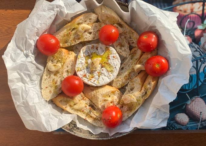 Сулугуни, запеченный с помидорами - пошаговый рецепт с фото