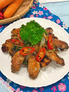 越式魚露雞翅 的食譜成品照片