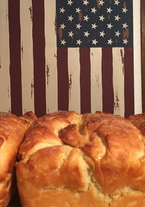 A picture of Franks Heavenly Bread.