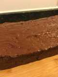 Brownie fit con cobertura saludable de chocolate