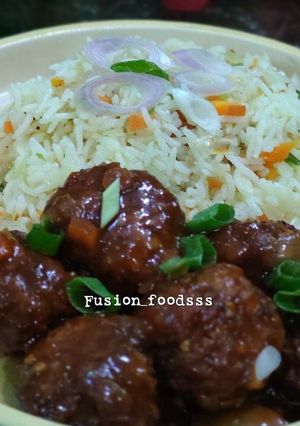 A picture of Veg manchurian.