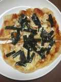Raw Salmon Pizza with Cheese and Nori