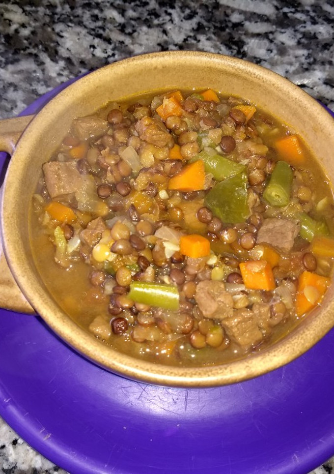 Una foto de Guiso de lentejas para dietas