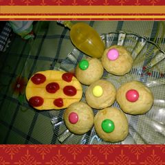 A picture of Mango Pineapple cookies.