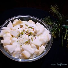 A picture of Vanilla fruit salad ice cream.