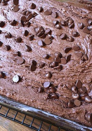 A picture of Chocolate Dump Cake Recipe(4 ingredients).