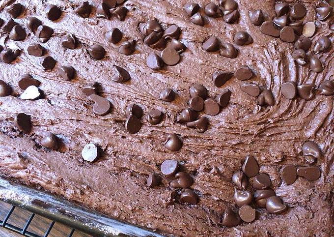 Simple Way to Prepare Award-winning Chocolate Dump Cake Recipe (4
ingredients)