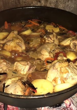 Una foto de Pollo a la sidra en disco de arado