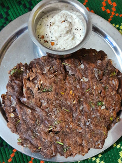 ராகி ரொட்டி(ragi roti recipe in tamil) செய்முறை முக்கிய புகைப்படம்