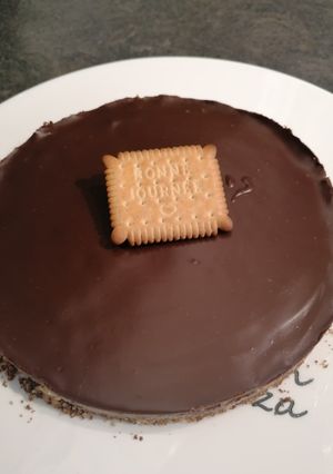 Une photo de Tarte chocolat caramel façon Twix sans cuisson de Bernie
