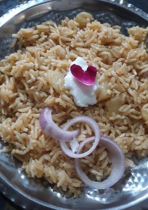 A picture of Namkeen rice.