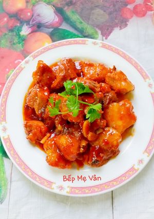 Hình của món Sườn xào chua ngọt.