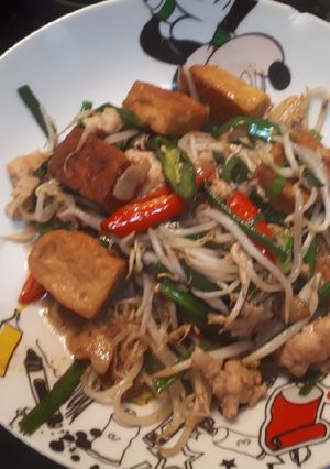 รูปของ ผัดเต้าหู้ถั่วงอกไก่สับ ฮาลาล