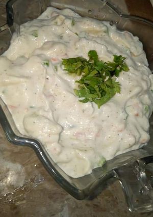 A picture of Garlic mayo dip.