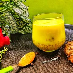 A picture of Detox golden milk.