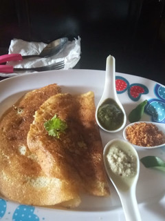 मुंग दाल डोसा(Moong daal dosa recipe in hindi) रेसिपी मुख्य फोटो