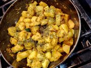 A picture of aloo methi