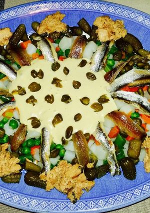 Una foto de Ensaladilla de anchoas