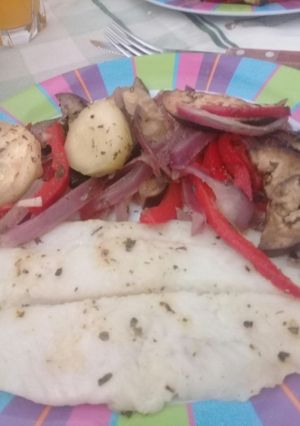 Una foto de Cazón en colchón de verduras