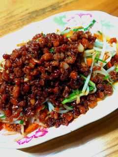 燙拌豆芽菜(佐肉末) 的食譜成品照片